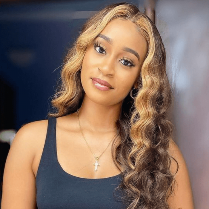 Hurela 13X4 Lace Front Wig 150% density Natural ColorBody Wave Pre-plucked Lace Front Wig 150% density Natural Color